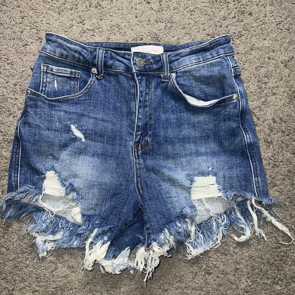 RISEN Cross Over Shorts Dark Wash Denim Distressed Cut off Raw Hem Size M - Picture 1 of 7
